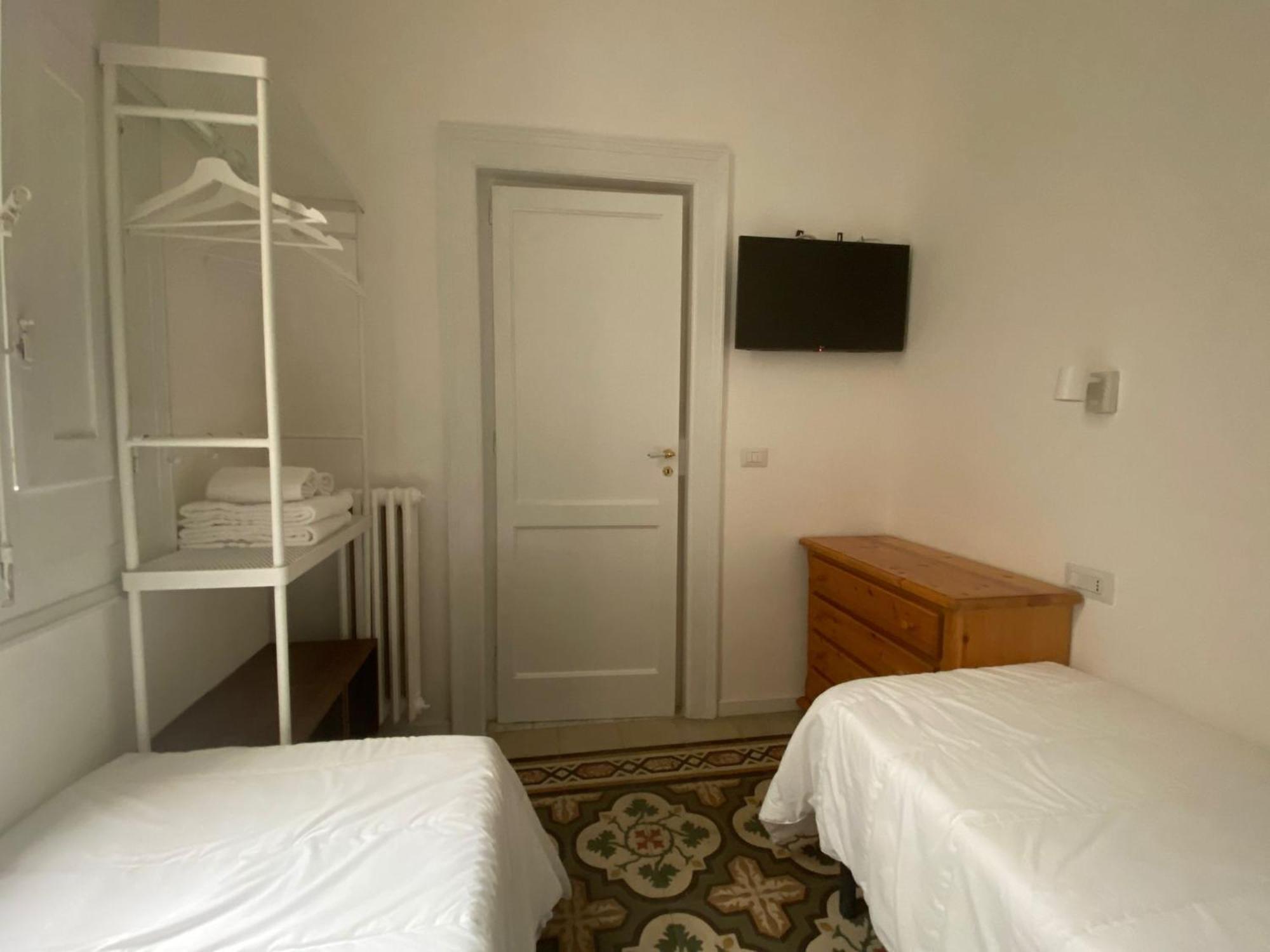 Bari Landlord 242 - Central Station Apartments Eksteriør billede
