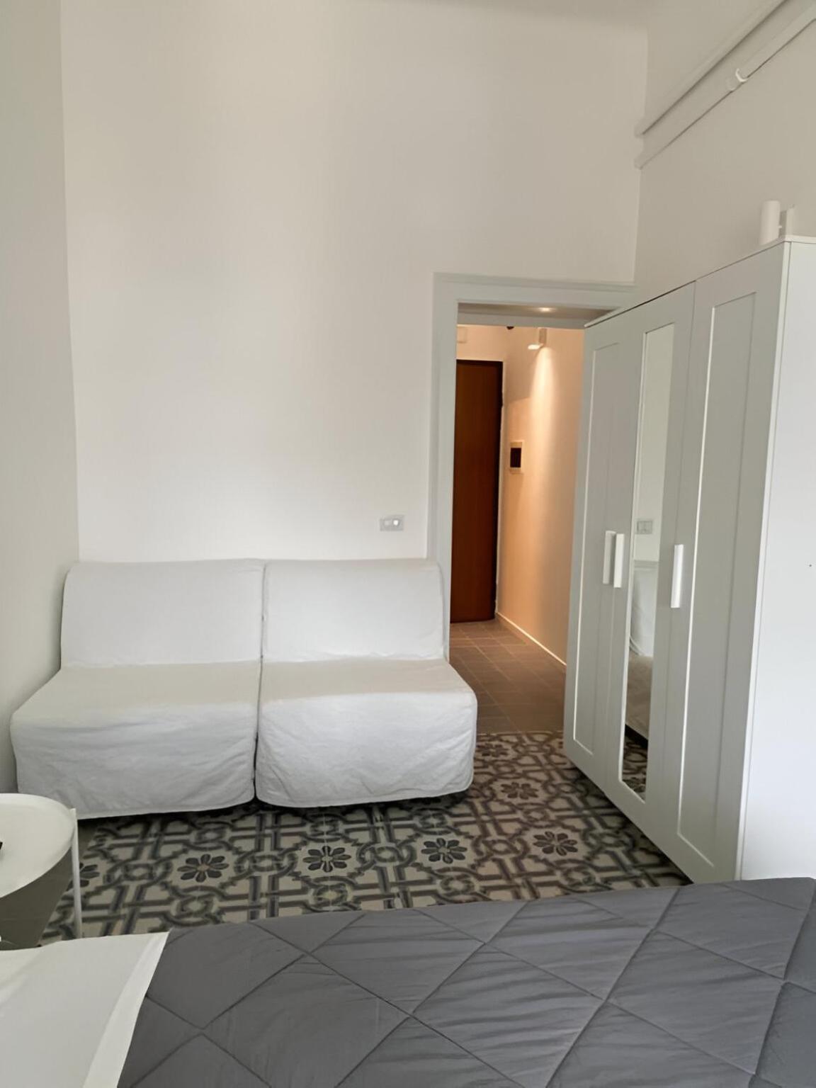 Bari Landlord 242 - Central Station Apartments Eksteriør billede