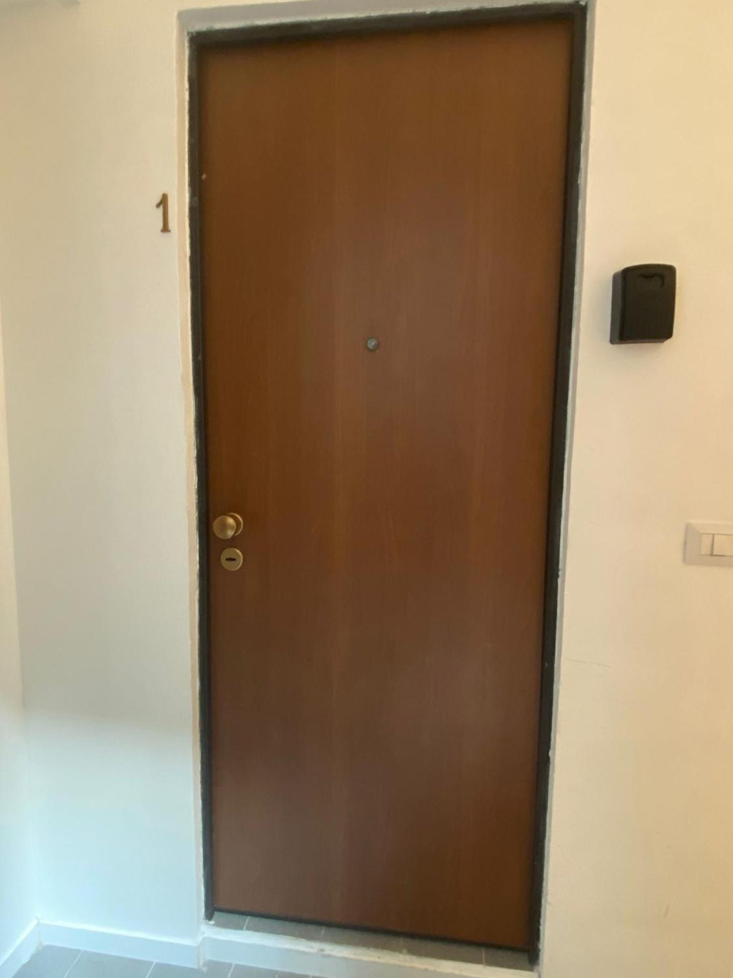 Bari Landlord 242 - Central Station Apartments Eksteriør billede