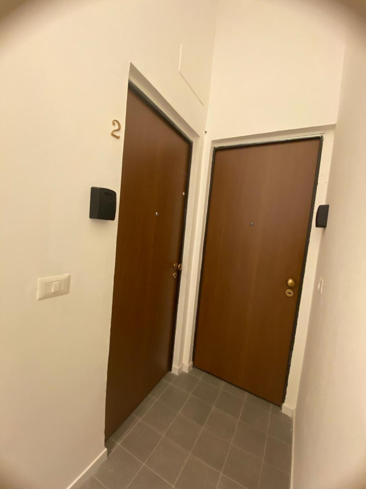 Bari Landlord 242 - Central Station Apartments Eksteriør billede